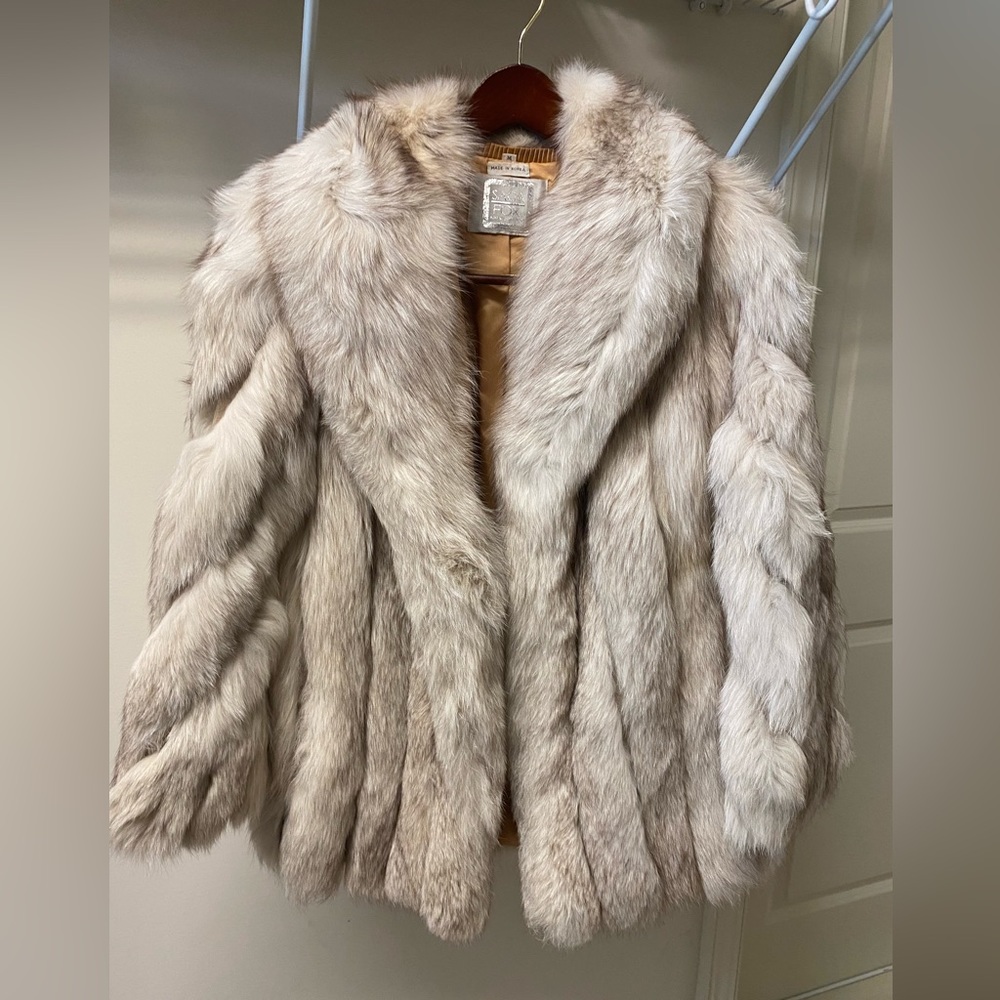 Saga fox fur coat - Picture 5 of 5